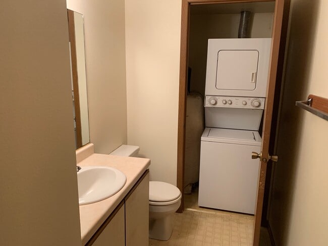 Photo - 1121 Technology Way