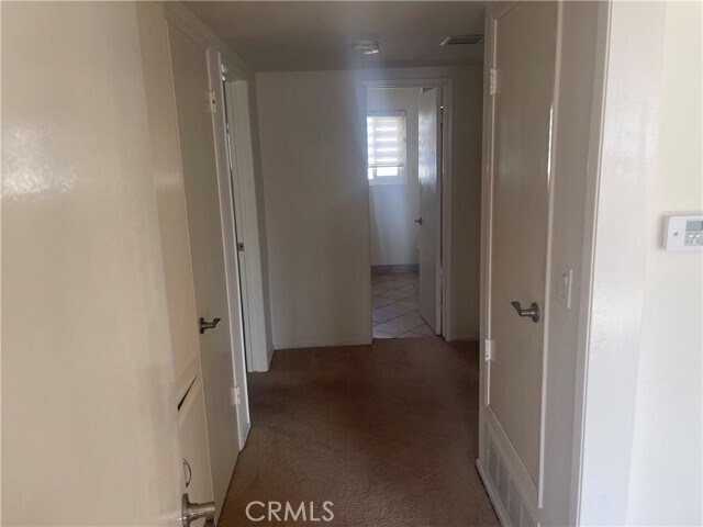 Photo - 1028 W 8th St