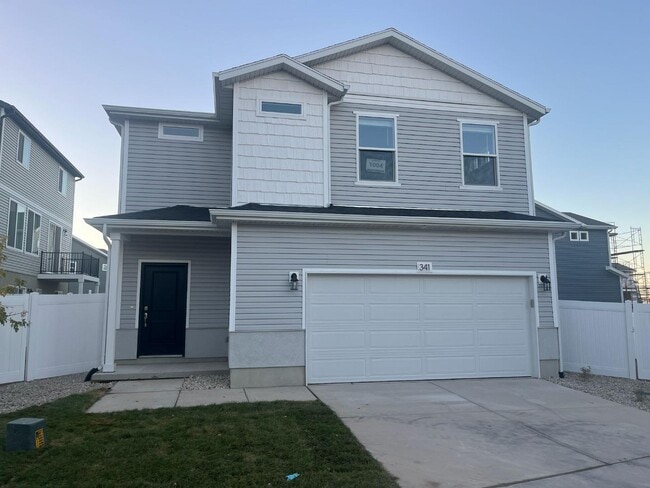 Building Photo - 340 N Colonnade Rd