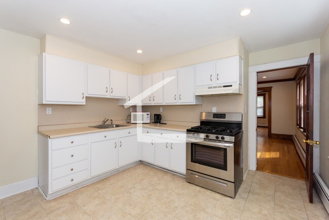 Photo - 20 Presentation Rd Unit 1