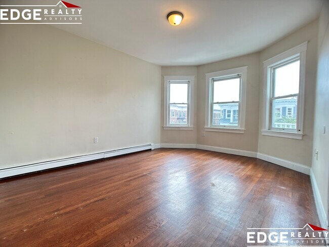 Photo - 18 Claymoss Rd Unit 2