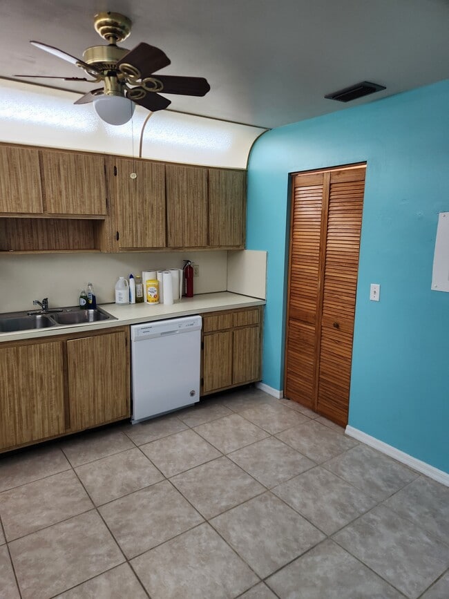 Photo - 1303 Peppertree Trl Unit Peppertree Trail