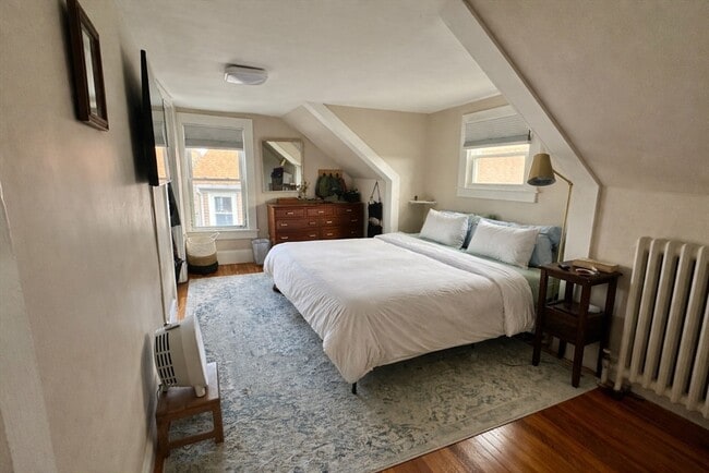 Photo - 56-58-58 Lexington St Unidad 56