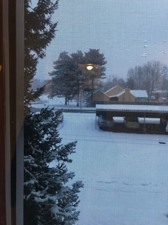 Covered parking - 5402 Maple Ridge Rd Unit 2