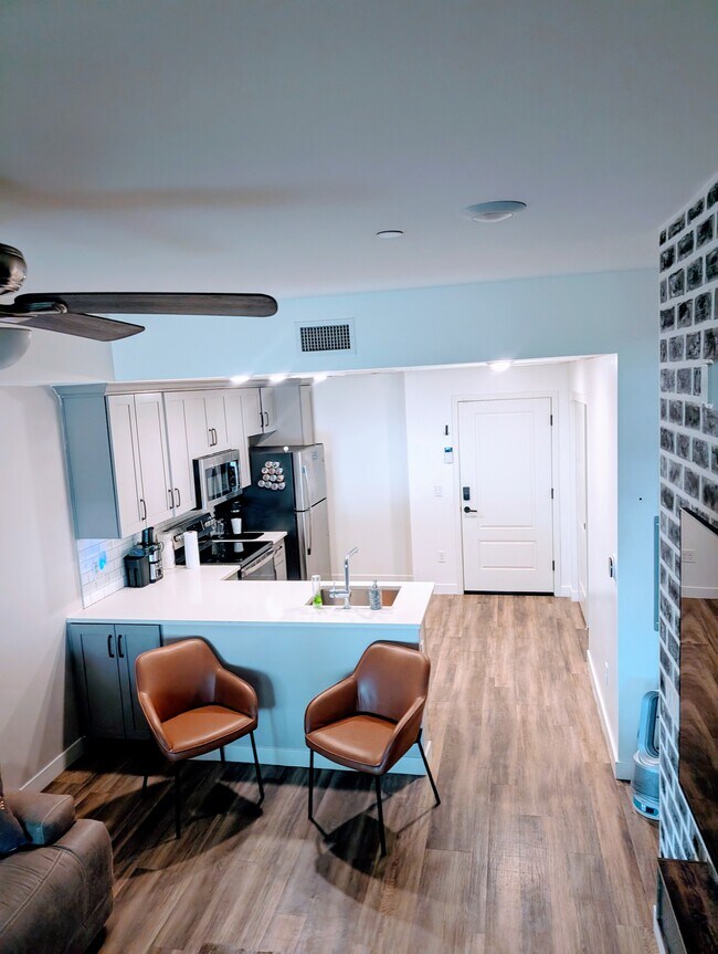 Photo - 475 N 9th St Unit 103