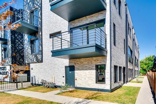 Building Photo - 1920 Caddo St Rental