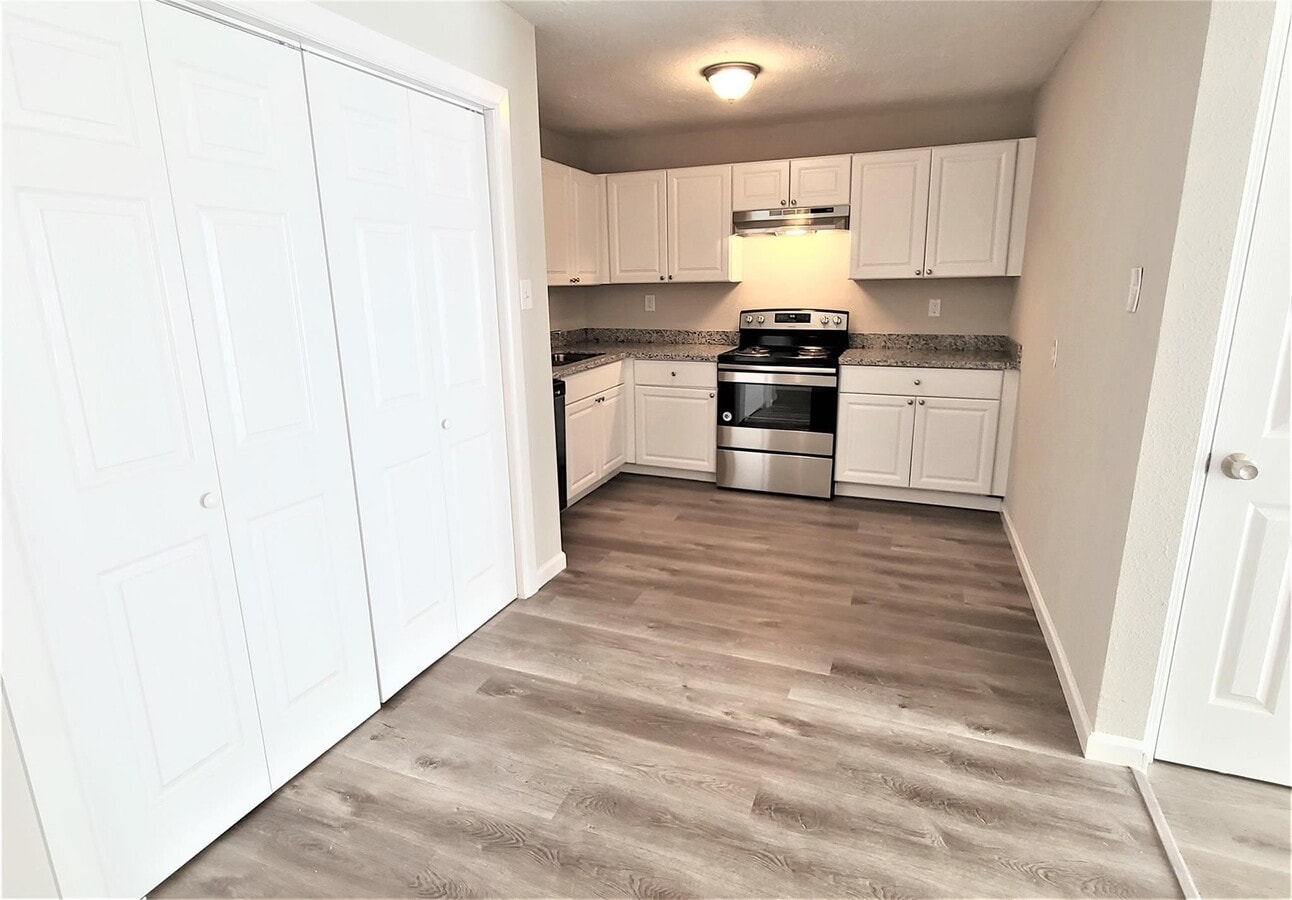 Photo - 10329 Wicklowe St