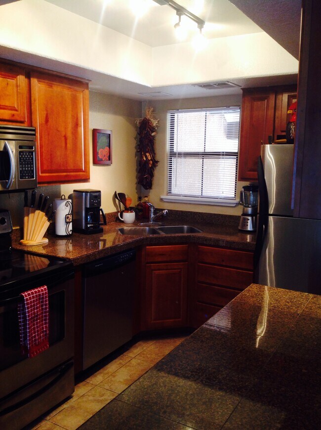 Photo - 6651 N Campbell Ave