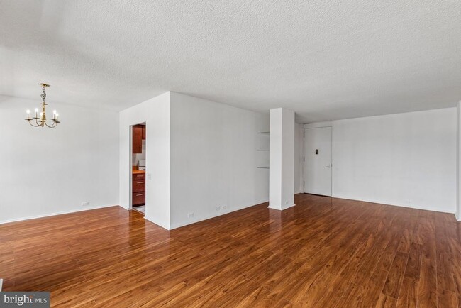 Photo - 1326 Spruce St Unit 1901