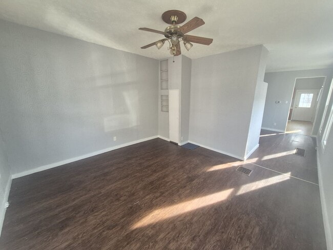 Photo - 1822 Pearl St