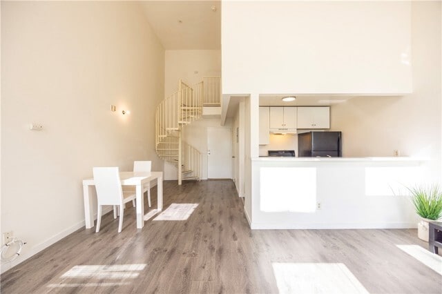 Photo - 321 S Occidental Blvd Unidad 203