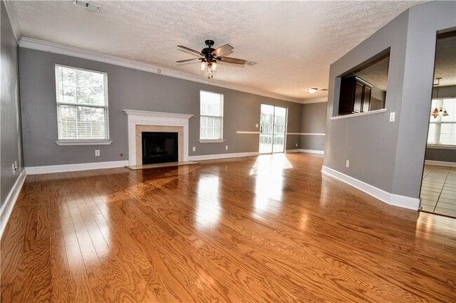 Photo - 273 Carrington Way