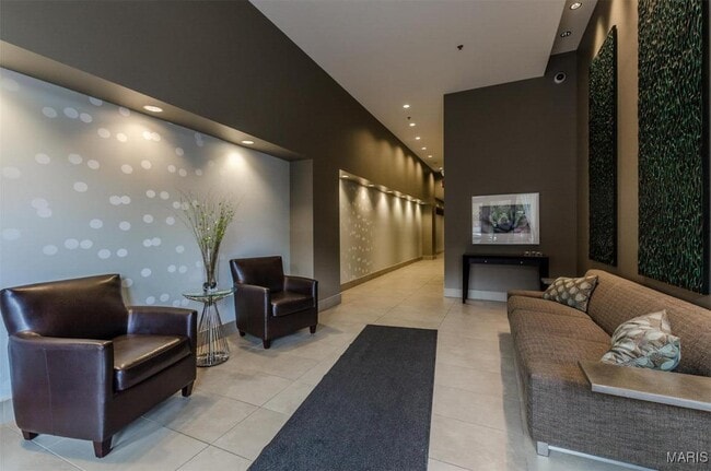 Photo - 9 N Euclid Ave Unit 605