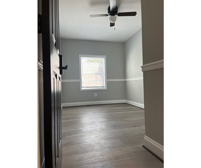 4108 Groveland Ave Unit 3B Available $650 3B