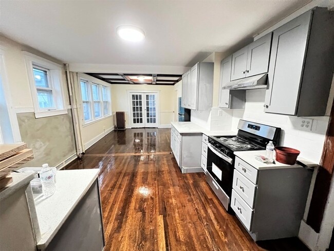 Building Photo - 103 Saint Andrew Rd Unit 1