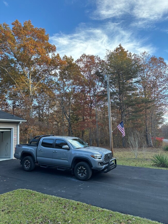 Photo - 1015 Katta Trce