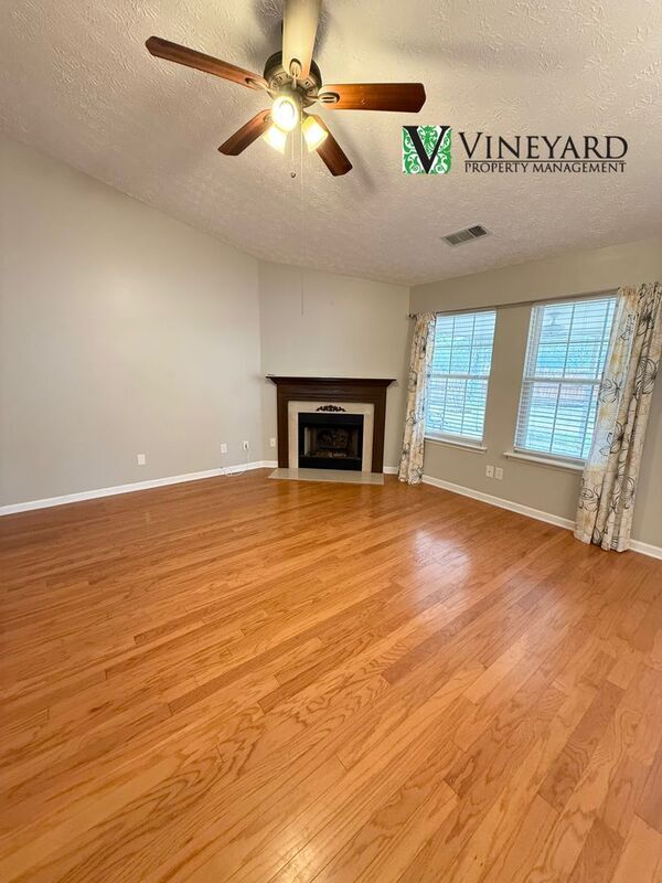 Photo - 515 Kensigton Park Dr