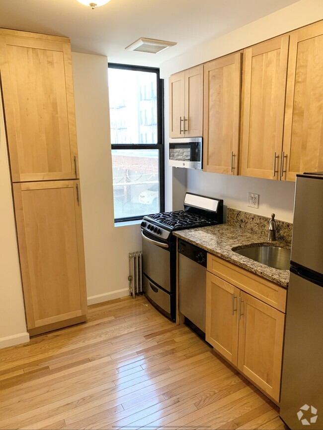 Building Photo - 3220 35th St Unit 2 Rental