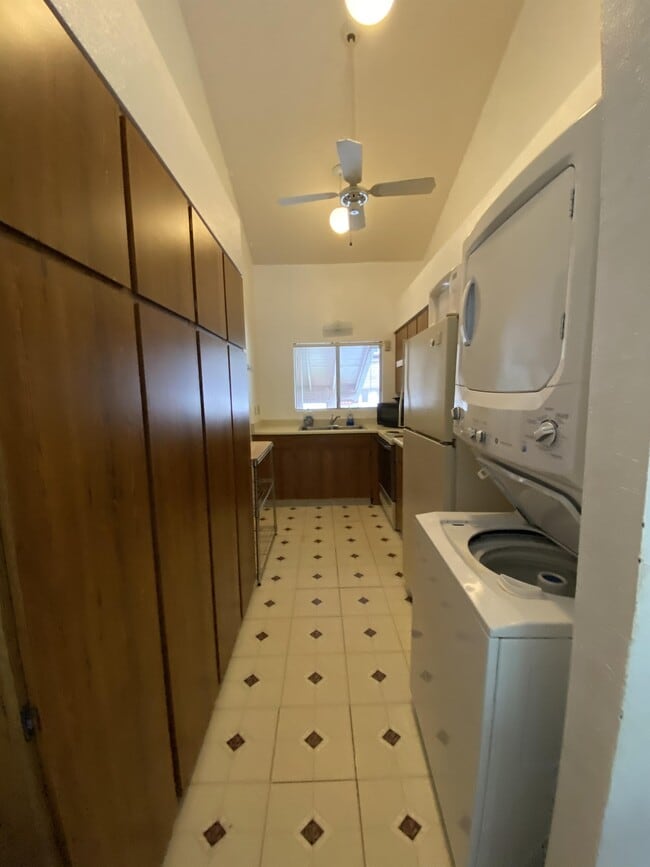 Photo - 98-597-597 Kilinoe St