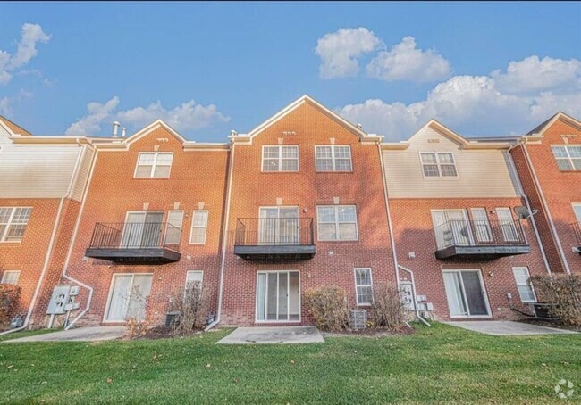 Building Photo - 526 Cherry Orchard Rd Rental