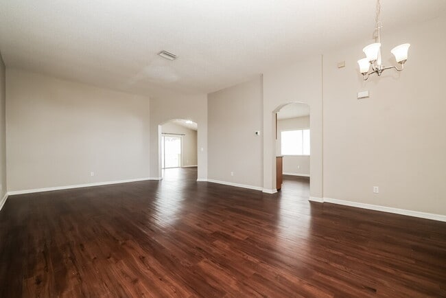 Photo - 12845 Longcrest Dr