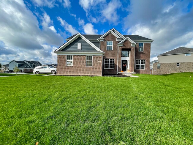 4146 Newgard Dr