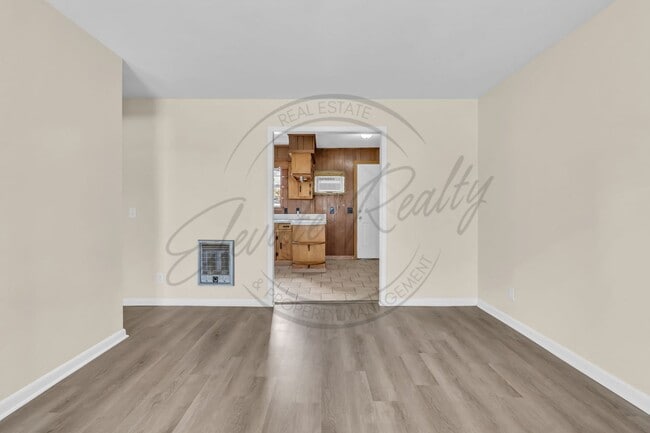 Photo - Spring Special: Cozy 1 Bed / 1 Bath Near Tennessee Tech – Pet Friendly! Unit E 17th 114 2