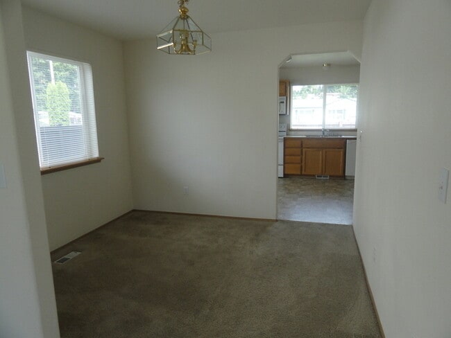 Photo - Gorgeous 4 bedroom 2 Story In the Gated Community of "Falcon Creek"!!