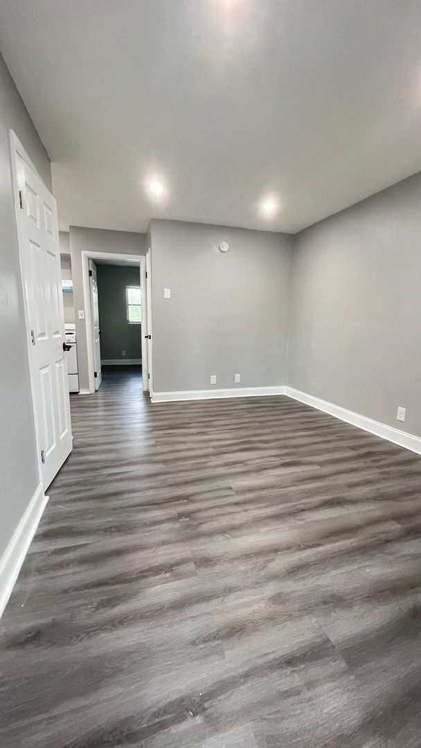 Photo - The Avalon- Sabal