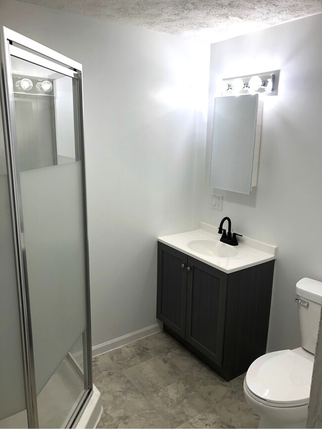 Photo - CNC Leasing Group