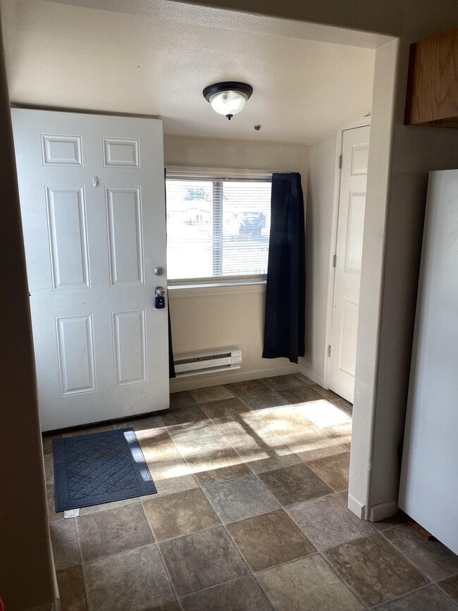 Photo - 310 E Spruce St