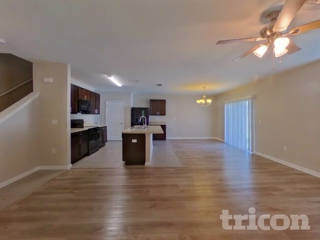 10442 Whispering Hammock Dr
