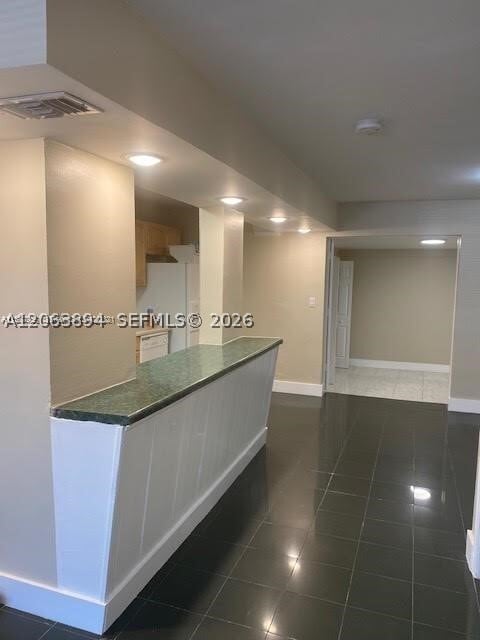 Photo - 643 W 68th St