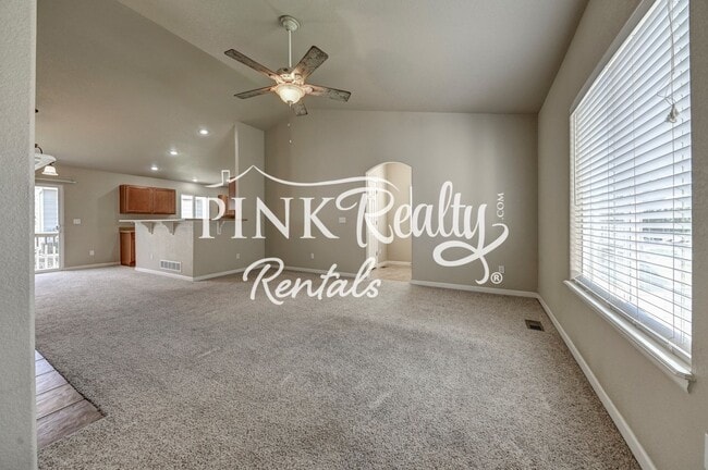 Photo - 7385 Beinecke Point