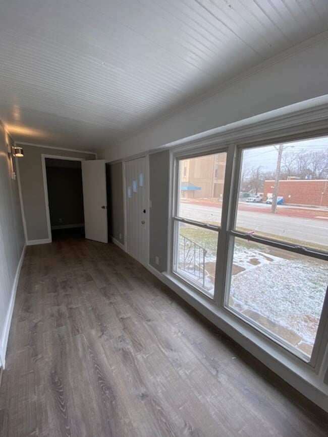Photo - 408 W Clay St