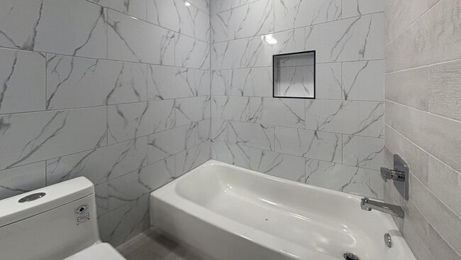 Photo - 4217 Mantua Ave Unit B (2)