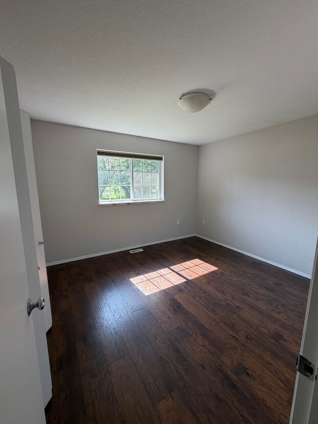 6151 E Dearborn Dr Unidad A