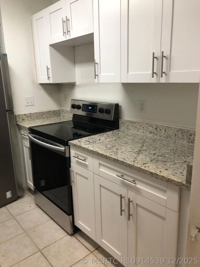 Photo - 1152 University Blvd Unit 12