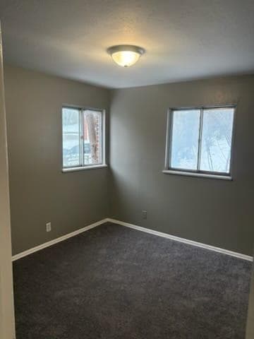 Photo - 521 SE Greystone Ave