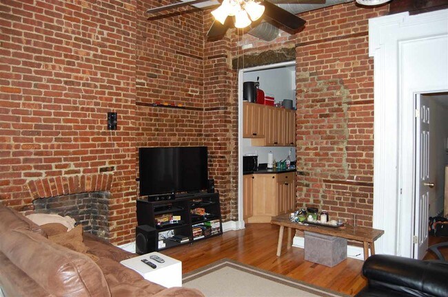 Photo - 405 Washington St Apartamento Unidad 1
