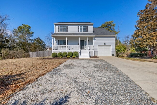 Photo - 323 Fox Hill Rd