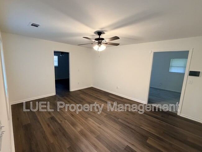 Photo - 1050 Bedford Ave