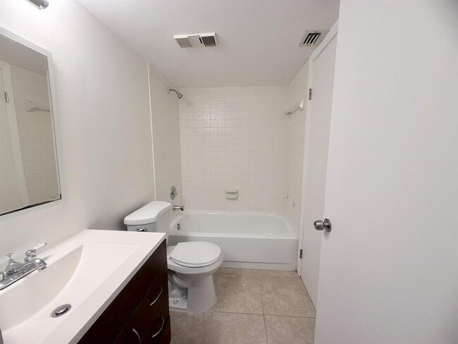 Photo - 9955 Westview Dr