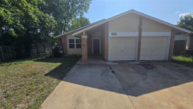 Photo - 5610 Tallow Tree Dr Casa