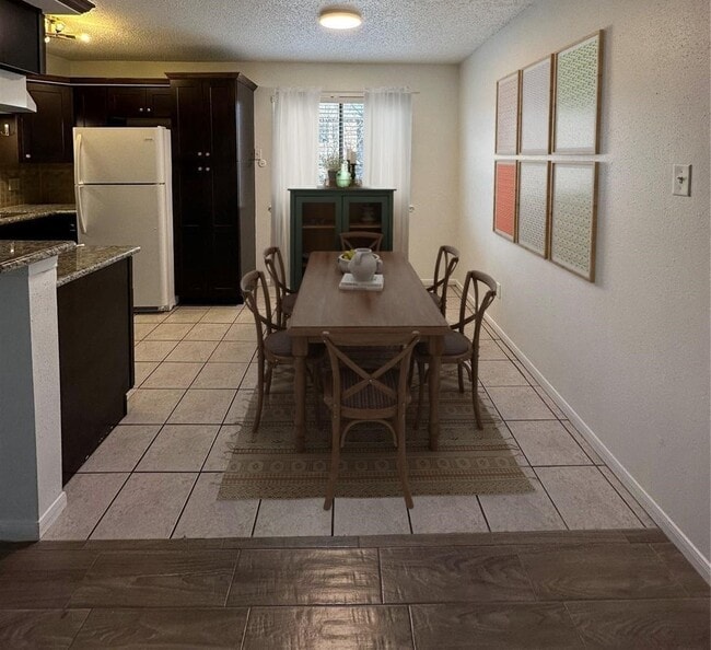 Photo - 1410 Blalock Rd Unit 9