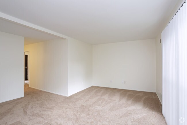 3BR - Main Level Bedroom