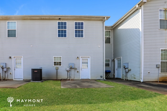 Photo - 2275 Nicole Dr