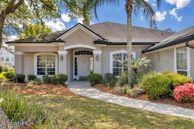 Photo - 137 Oak View Cir