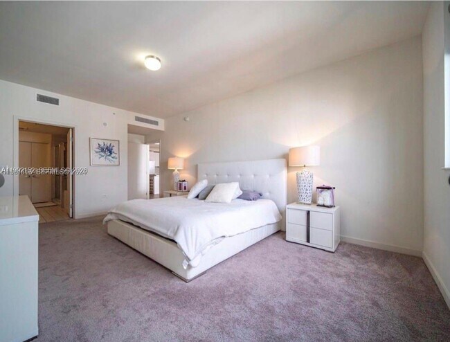 Photo - 999 SW 1st Ave Unit 2105