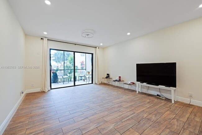 Photo - 200 Gate Rd Unit 102